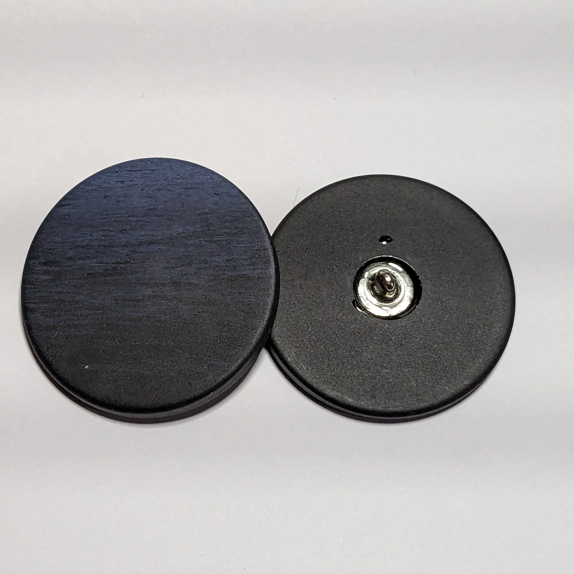 33mm Matt Blue Shank Buttons