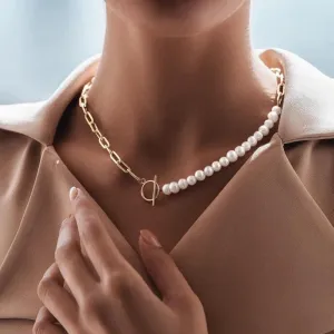 Asymmetric Pearl Chain Necklace