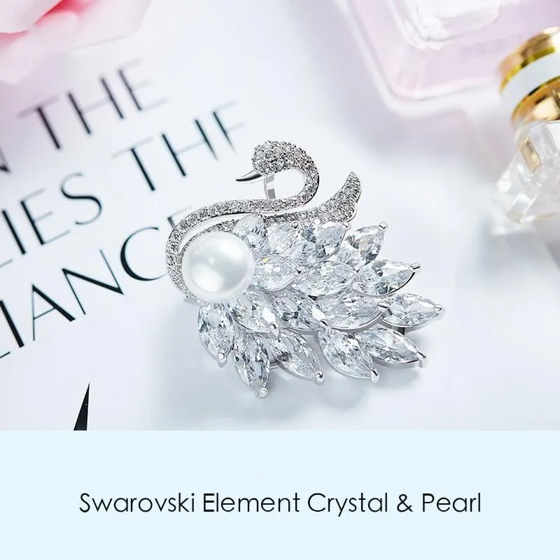 Elegant Swan Brooch Accessories