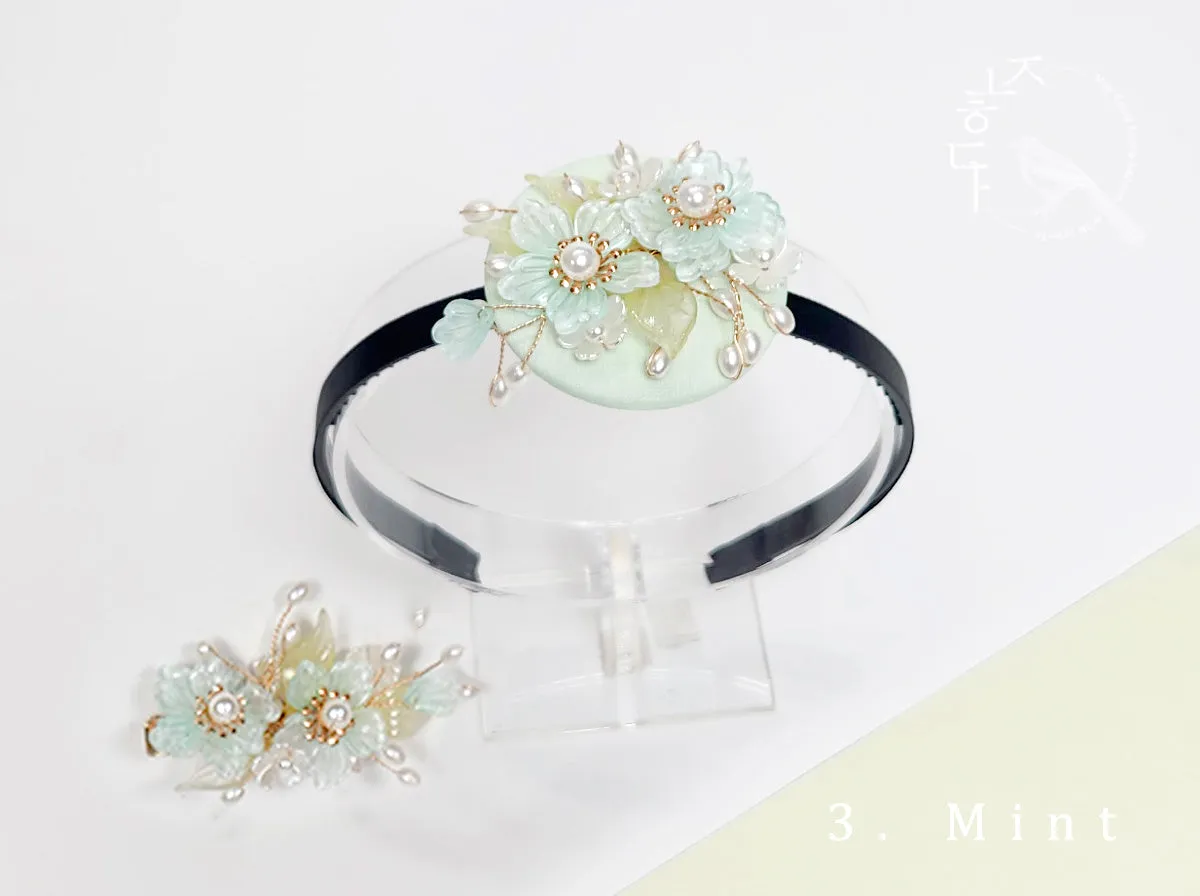 Graceful Two Blossoms Hairband (3 Colors)