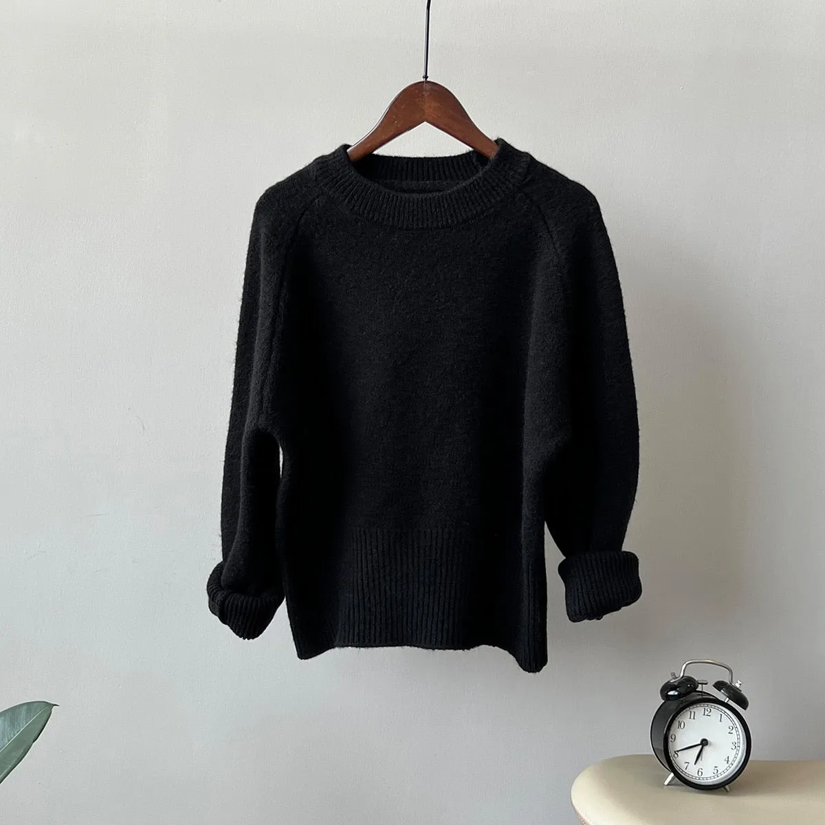 [Korean Style] 8 Color Versatile Soft Felt Round Neck Sweater