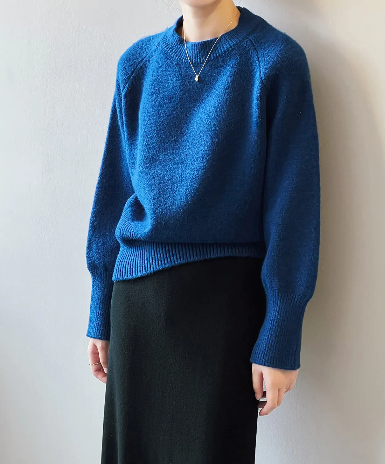 [Korean Style] 8 Color Versatile Soft Felt Round Neck Sweater