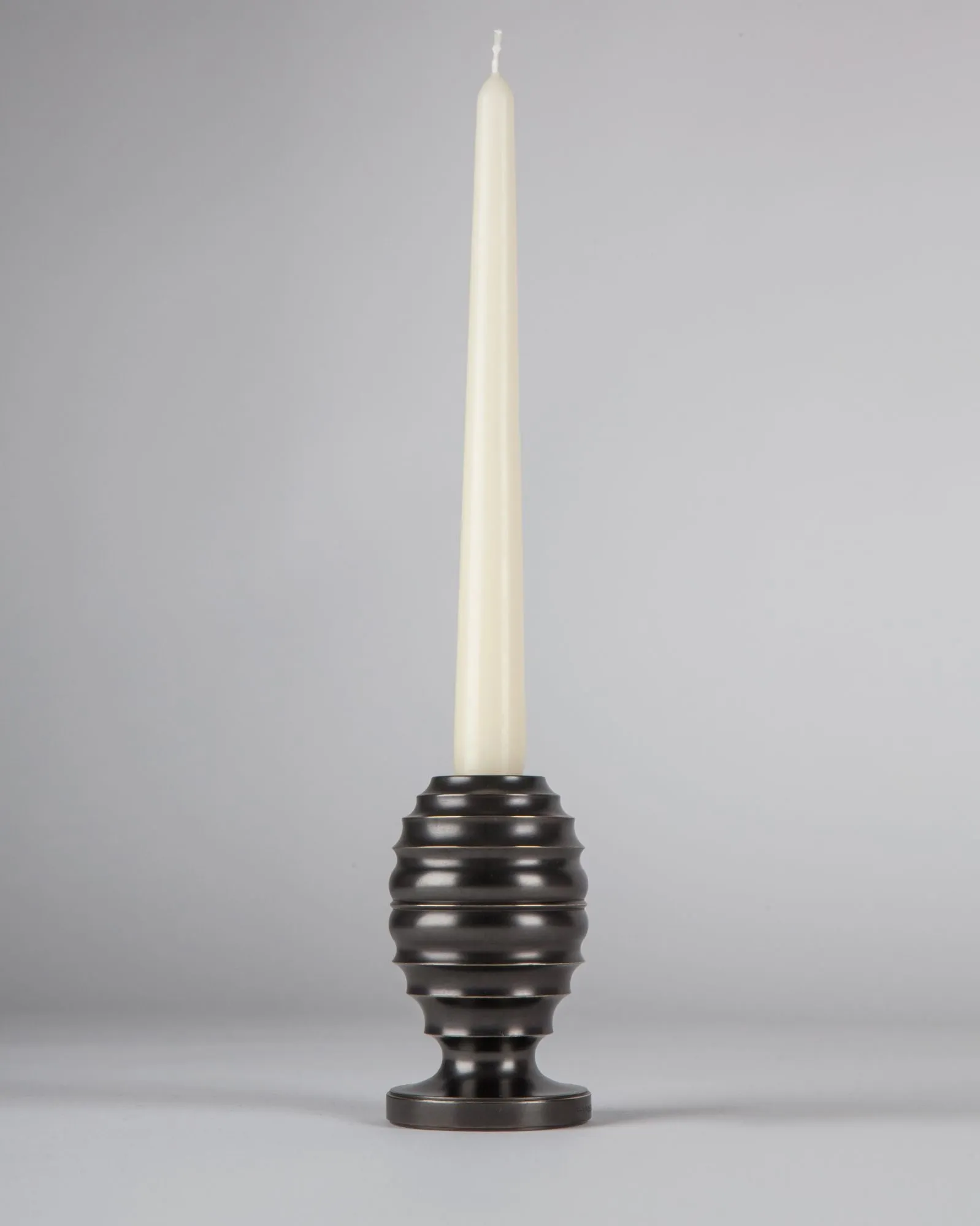 Serif Candlestick