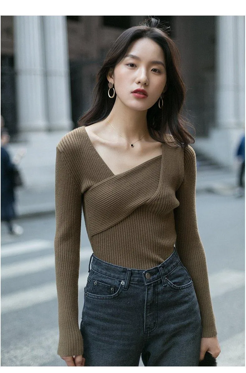 Versatile Long-sleeved V-neck Sweater