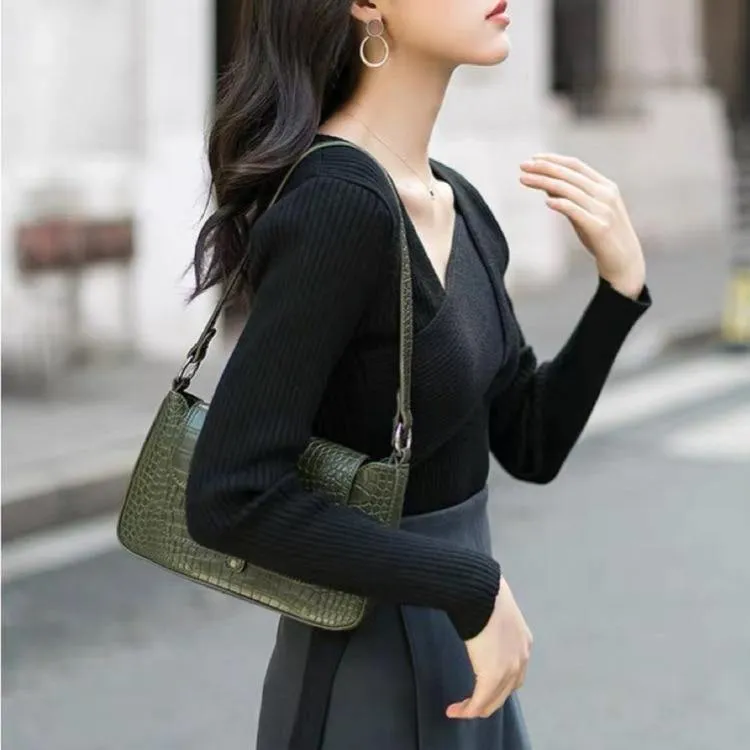 Versatile Long-sleeved V-neck Sweater