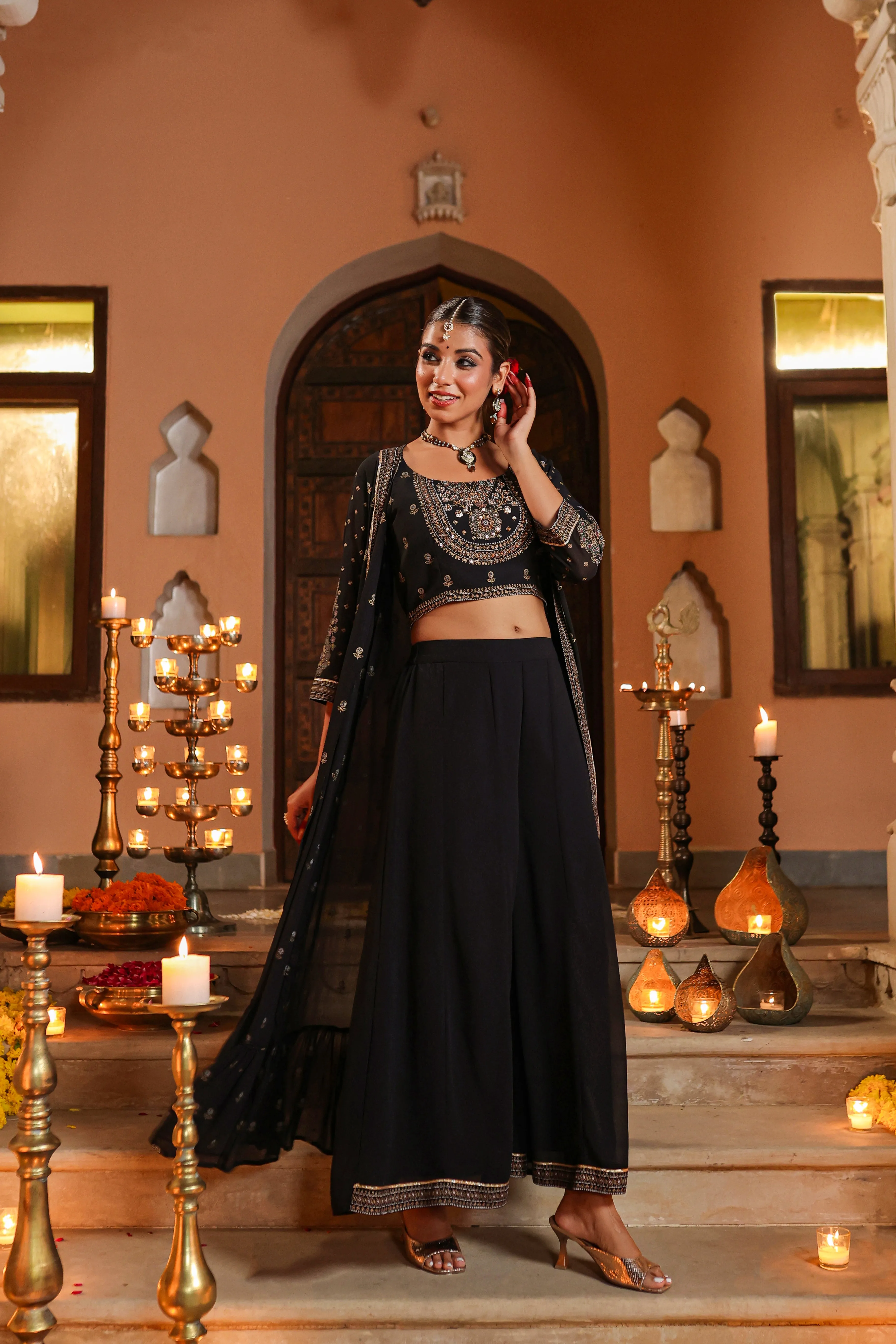 Women Black Georgette Printed Clothing Set