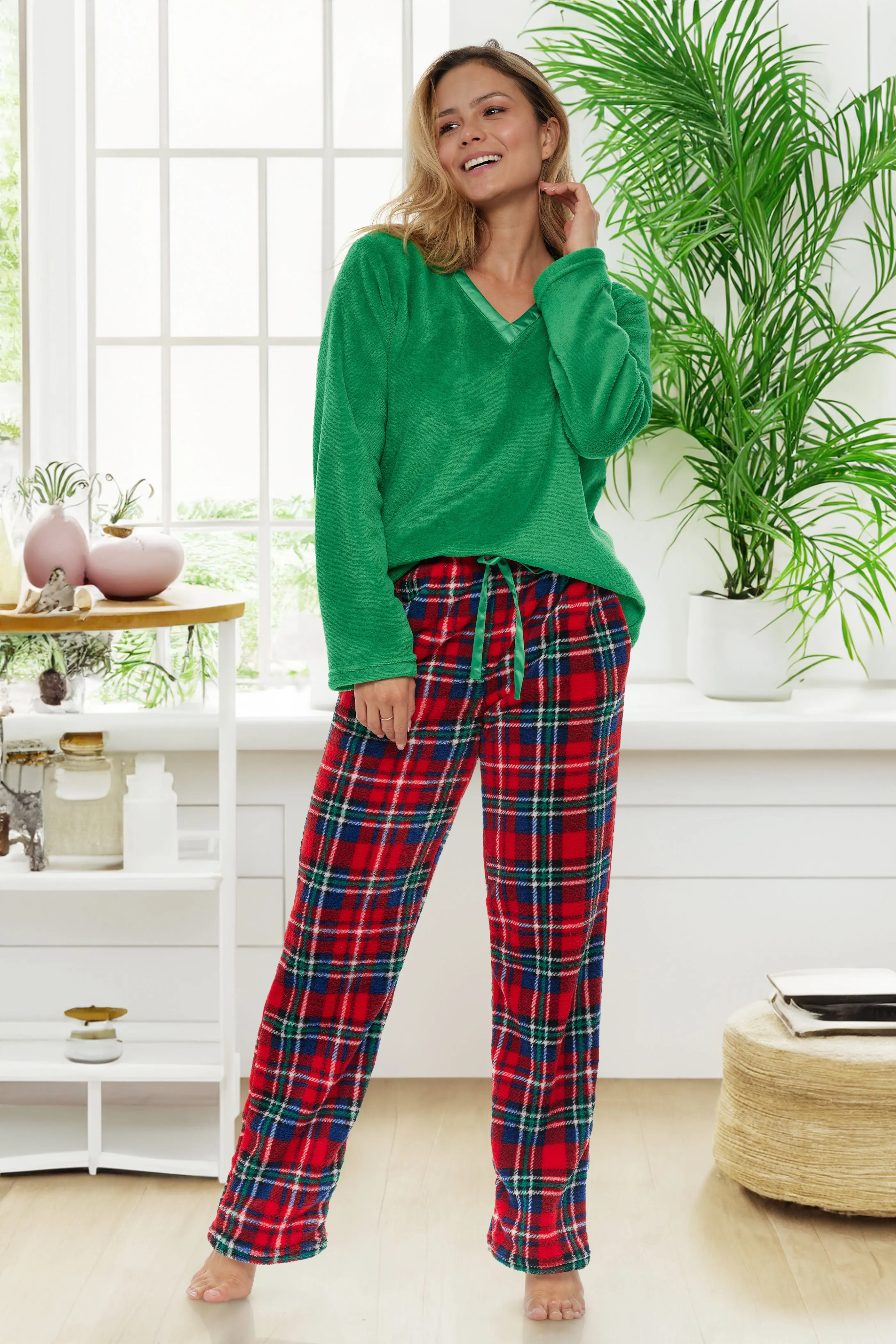 Women's Plush Fleece Pajamas Set, V Neck Winter PJ Set