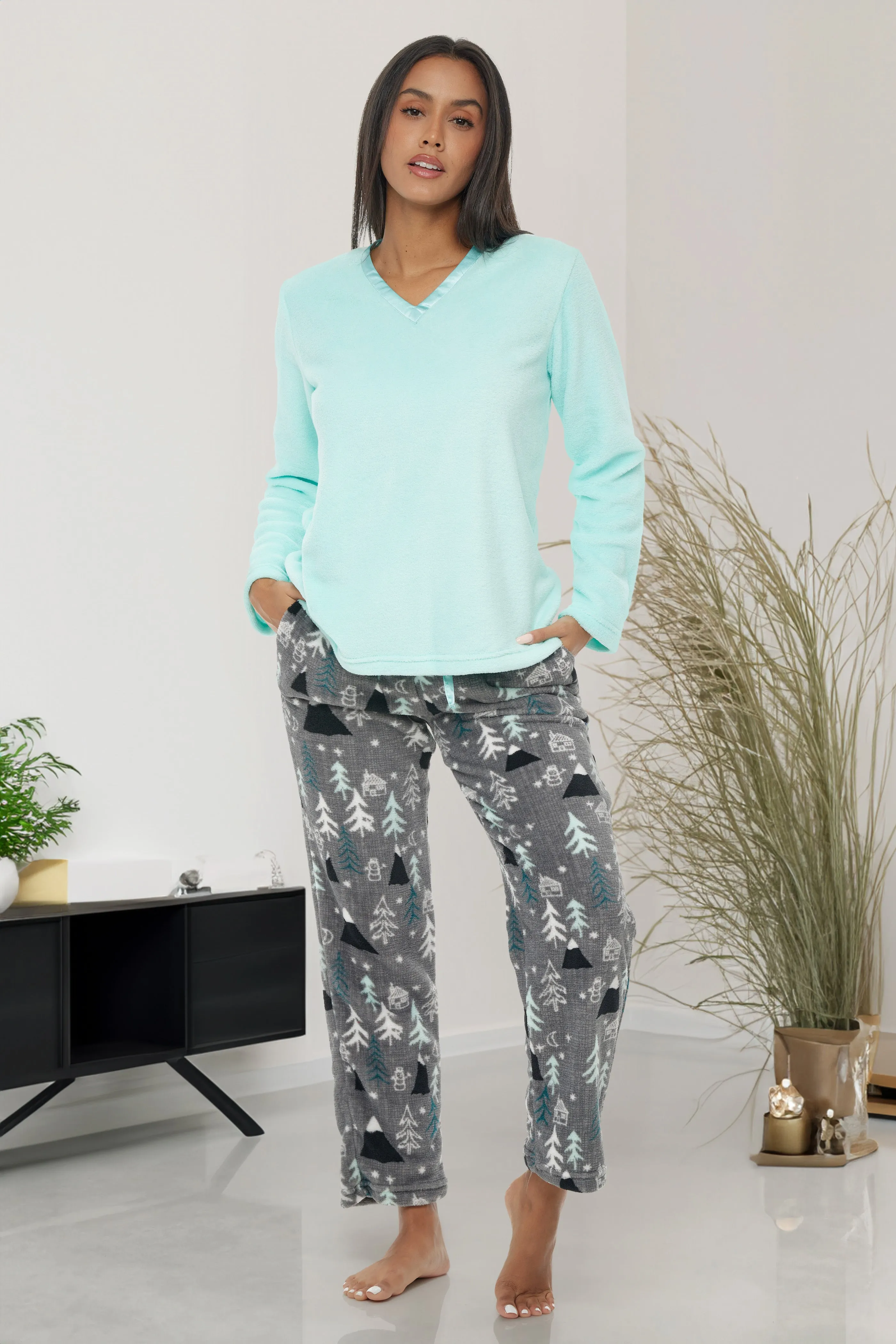 Women's Plush Fleece Pajamas Set, V Neck Winter PJ Set